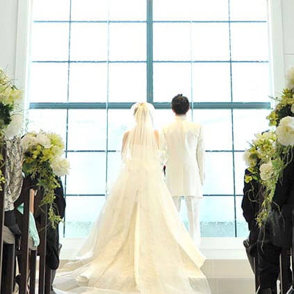 タキシード・新郎衣装｜大切な結婚式は新郎も主役。結婚式・2次会の